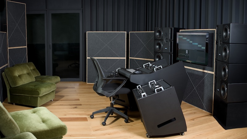 Knurl Mastering main studio, featuring Gyraf analogue gear and PMC Speakers